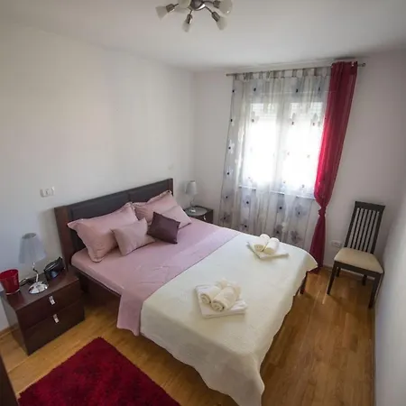 Lidija Apartment Makarska Exterior photo